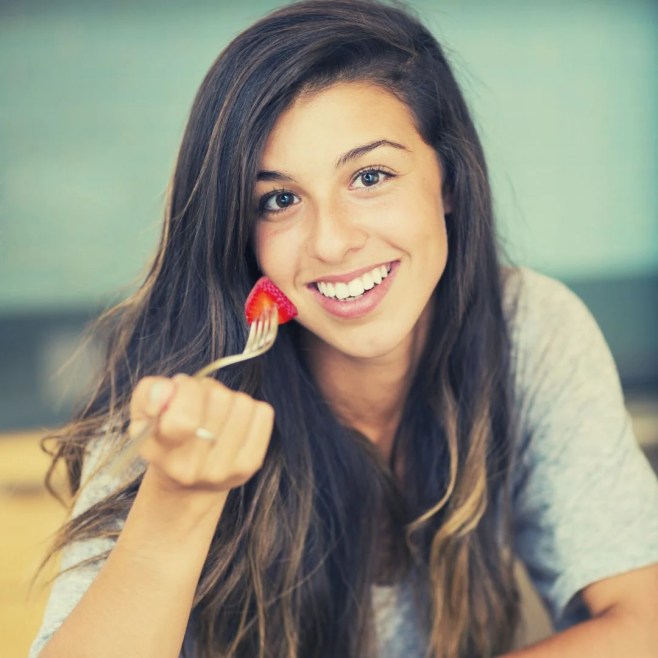 Emotional Eating vs Mindful Eating Yugen Care